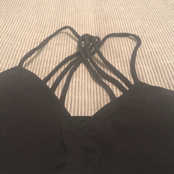 NWOT Black Crossback Sports Bra - Picture 4 of 6